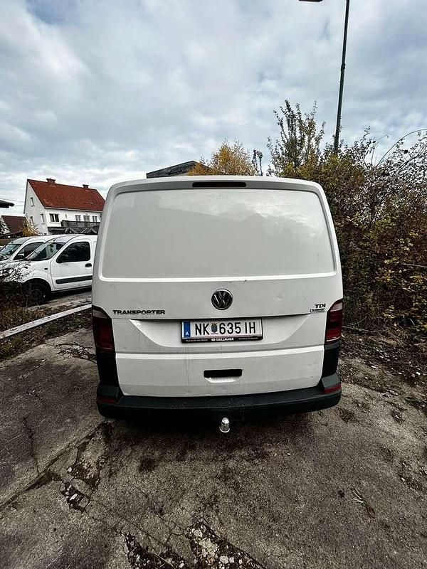 Gebraucht VW T6 102 PS (75 kW) 2015 Van