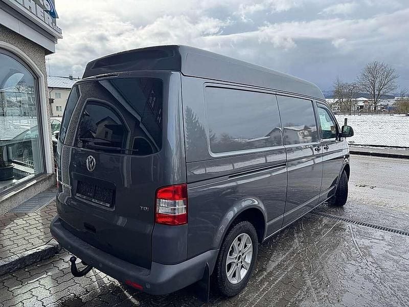 Gebraucht VW T5 140 PS (102 kW) 2011 Grau Van