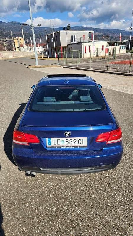 Gebraucht BMW 325 M Sport 218 PS (160 kW) 2008 Blau Coupé