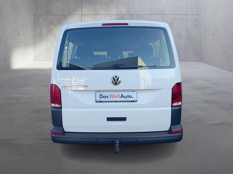 Gebraucht VW Transporter 110 PS (80 kW) 2024 Weiss  normal Van