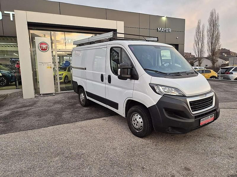 Gebraucht Peugeot Boxer S 120 PS (88 kW) 2022 Weiß Van