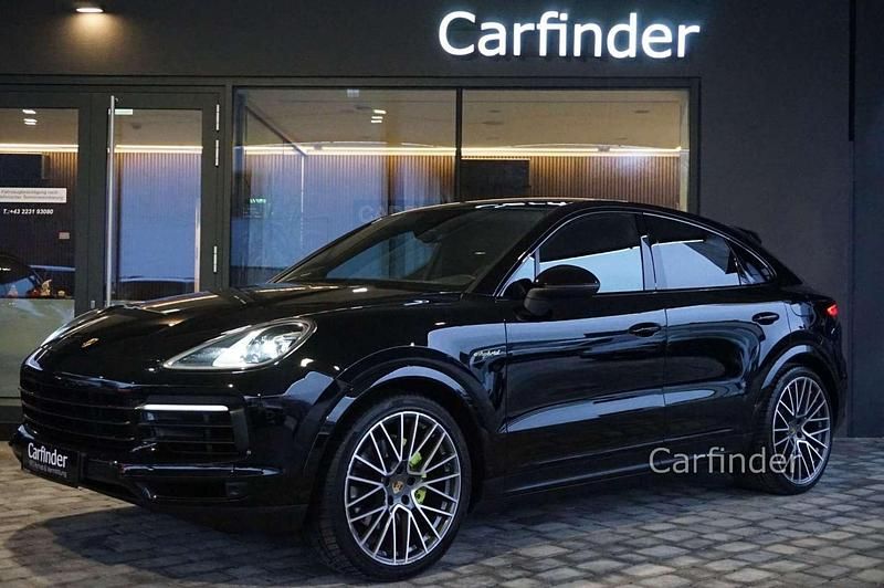 Schwarz Gebraucht 2020 Porsche Cayenne E-Hybrid Coupe Coupé | € 59.990 - Bild 1/4