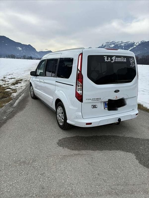 Gebraucht Ford Tourneo Titanium 121 PS (88 kW) 2019 Weiß Kombi