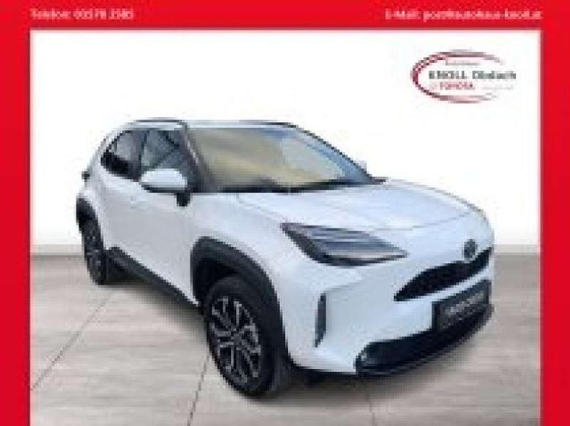Weiß Gebraucht 2025 Toyota Yaris Cross Active SUV | € 26.390 (Superpreis) - Bild 1/4