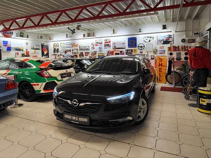 Gebraucht Opel Insignia Edition 136 PS (100 kW) 2019 Schwarz Kombi