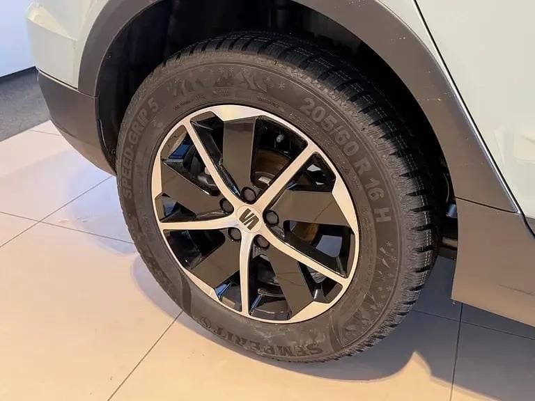 Gebraucht Seat Arona Style 116 PS (85 kW) 2026 Hellgrau  metallic SUV