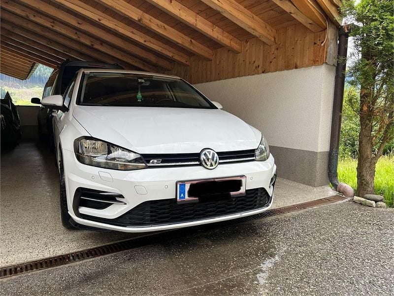 Weiß Gebraucht 2017 VW Golf Limousine | € 15.990 (Guter Preis) - Bild 1/4