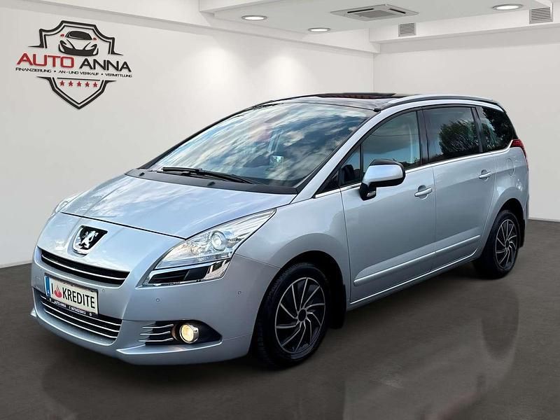 Gebraucht Peugeot 5008 Platinum 163 PS (119 kW) 2010 Grau Van / Kleinbus