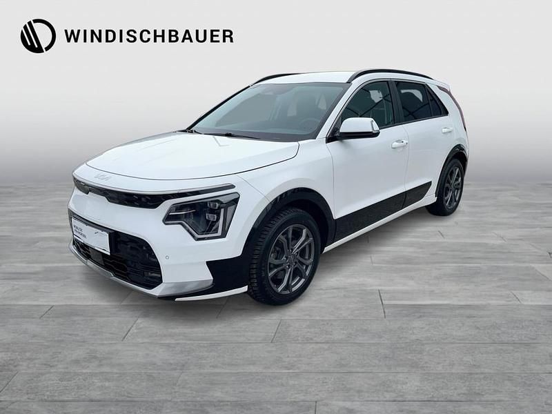 Gebraucht Kia e-Niro Gold 150 kW (204 PS) 2022 Weiss  normal SUV