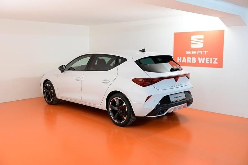 Gebraucht Cupra Leon 150 PS (110 kW) 2026 Weiss  metallic Limousine