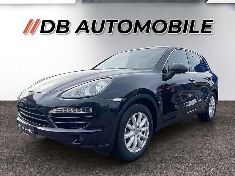 Schwarz Gebraucht 2011 Porsche Cayenne SUV | € 22.990 (Fairer Preis) - Bild 1/4