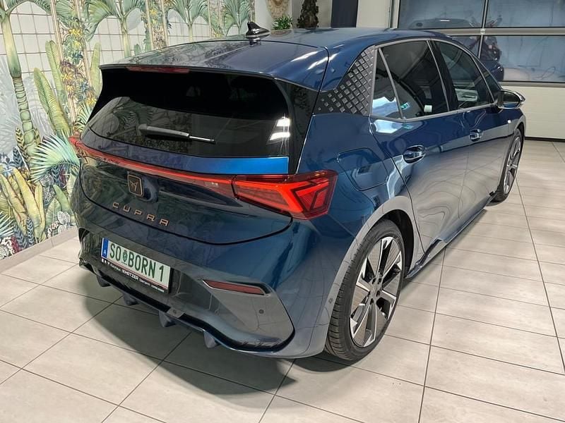 Gebraucht Cupra Born e-Boost 169 kW (231 PS) 2025 Mittelblau  metallic Kleinwagen