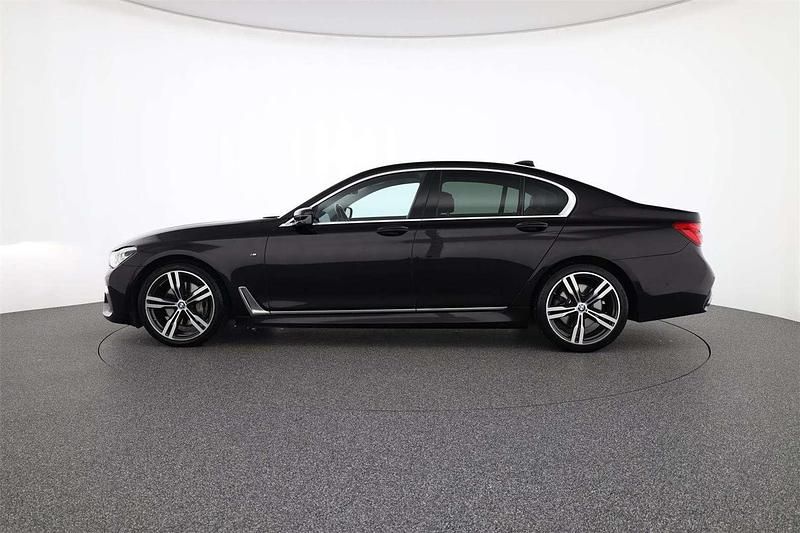 Gebraucht BMW 740 M Sport 320 PS (235 kW) 2018 Almandinbraun Limousine