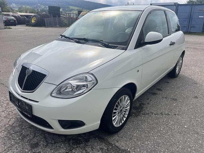 Gebraucht 2011 Lancia Ypsilon Kleinwagen | € 990 - Bild 1/4