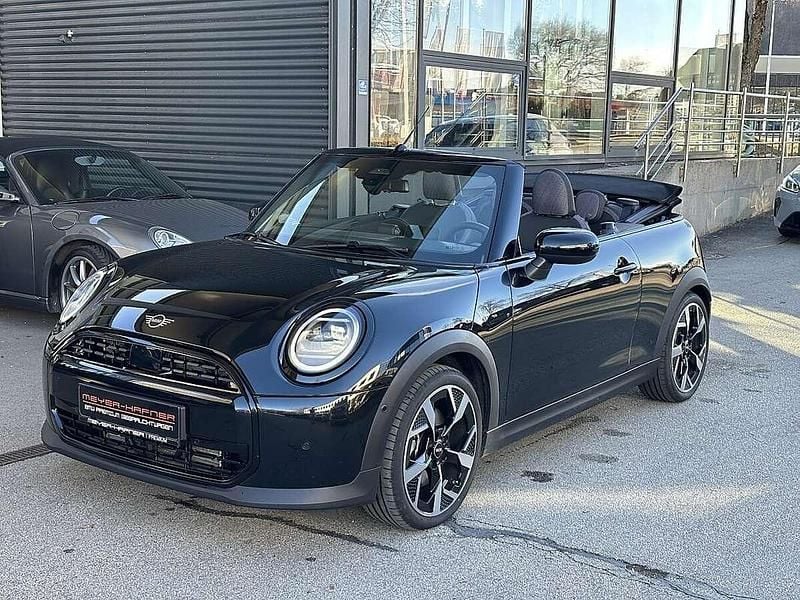 Gebraucht Mini Cooper Cabriolet 163 PS (119 kW) 2025 Schwarz Cabrio