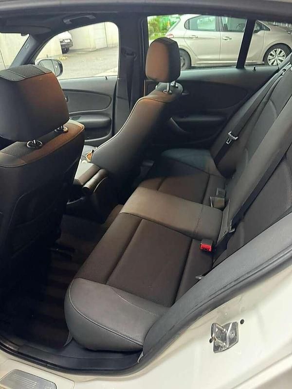 Gebraucht BMW 118 M Sport 143 PS (105 kW) 2010 Weiß Kleinwagen