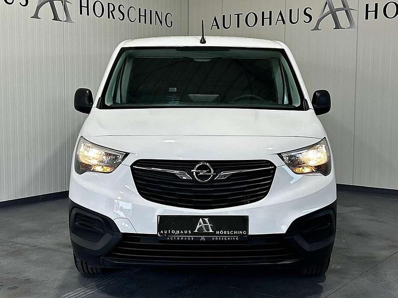 Gebraucht Opel Combo Dynamic 102 PS (75 kW) 2022 Weiß Van / Kleinbus
