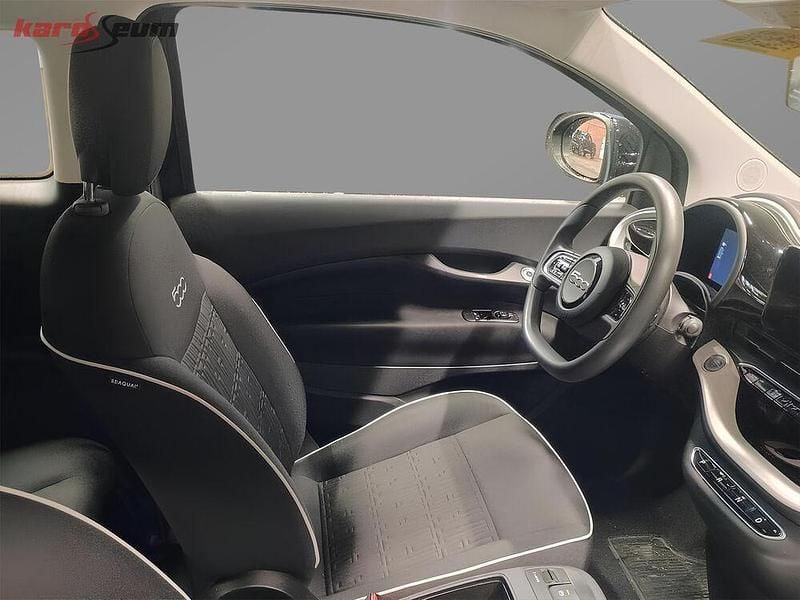 Gebraucht Fiat 500e Action 69 kW (95 PS) 2022 Schwarz Limousine