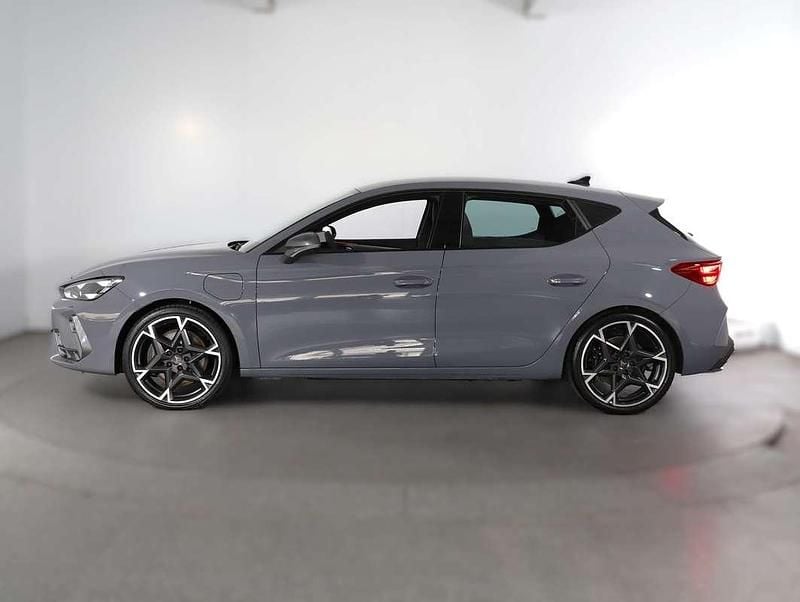 Gebraucht Cupra Leon VZ 177 PS (130 kW) 2025 Grau Limousine