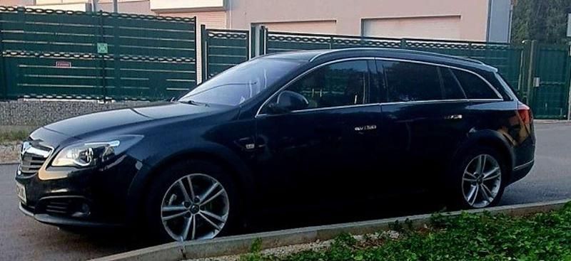 Schwarz Gebraucht 2016 Opel Insignia Sport Kombi | € 8.900 (Fairer Preis) - Bild 1/4