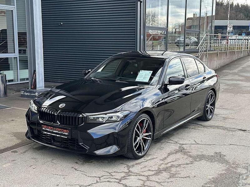 Schwarz Gebraucht 2023 BMW 330 Comfort Edition Limousine | € 55.990 (Etwas zu teuer) - Bild 1/4