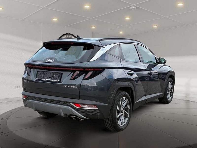 Gebraucht Hyundai Tucson 116 PS (85 kW) 2023 Schwarz SUV