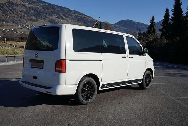 Gebraucht VW Multivan Startline 140 PS (102 kW) 2010 Van