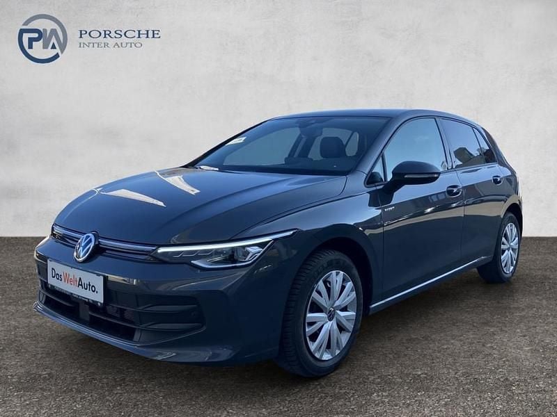 Mittelgrau metallic Gebraucht 2025 VW Golf VIII Limousine | € 29.250 (Teuer) - Bild 1/4