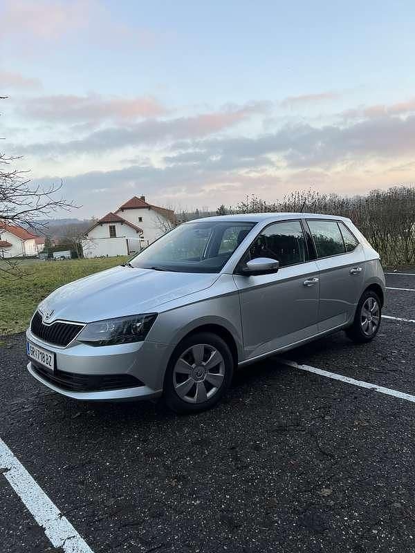 Gebraucht Skoda Fabia 90 PS (66 kW) 2017 Limousine