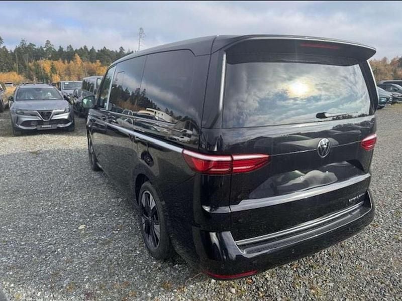 Neu VW Multivan 150 PS (110 kW) 2025 Schwarz Van