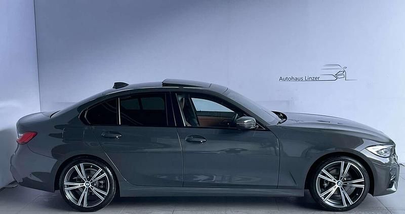 Gebraucht BMW 318 Shadowline 150 PS (110 kW) 2020 Grau Limousine