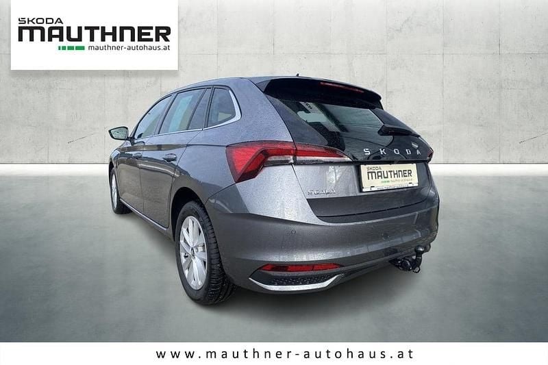Neu Skoda Scala Selection 95 PS (69 kW) 2026 Mittelgrau  metallic Kleinwagen