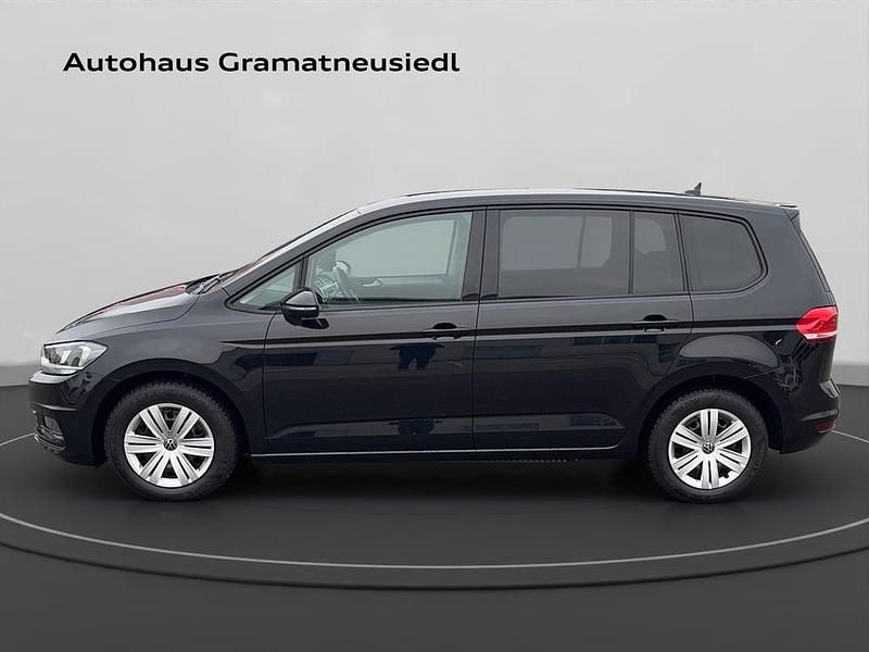 Gebraucht VW Touran 150 PS (110 kW) 2022 Schwarz  metallicperleffektno Van / Kleinbus