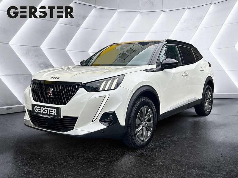 Weiß Gebraucht 2022 Peugeot 2008 GT SUV | € 21.641 (Fairer Preis) - Bild 1/4