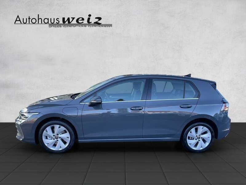 Gebraucht VW Golf VIII Style 204 PS (150 kW) 2024 Mittelgrau  metallic Limousine