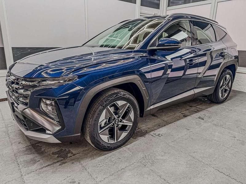 Neu Hyundai Tucson Style 159 PS (116 kW) 2025 Orange SUV