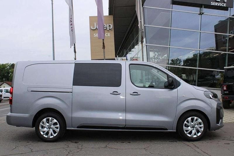 Neu Fiat Scudo 177 PS (130 kW) 2025 Silber Van