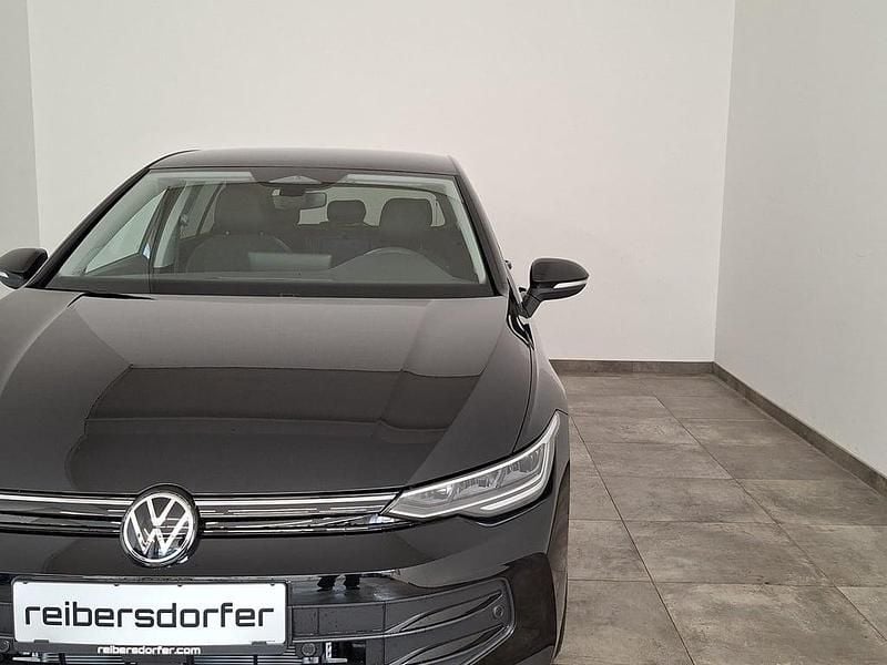 Neu VW Golf VIII 116 PS (85 kW) 2025 Schwarz  metallic Limousine