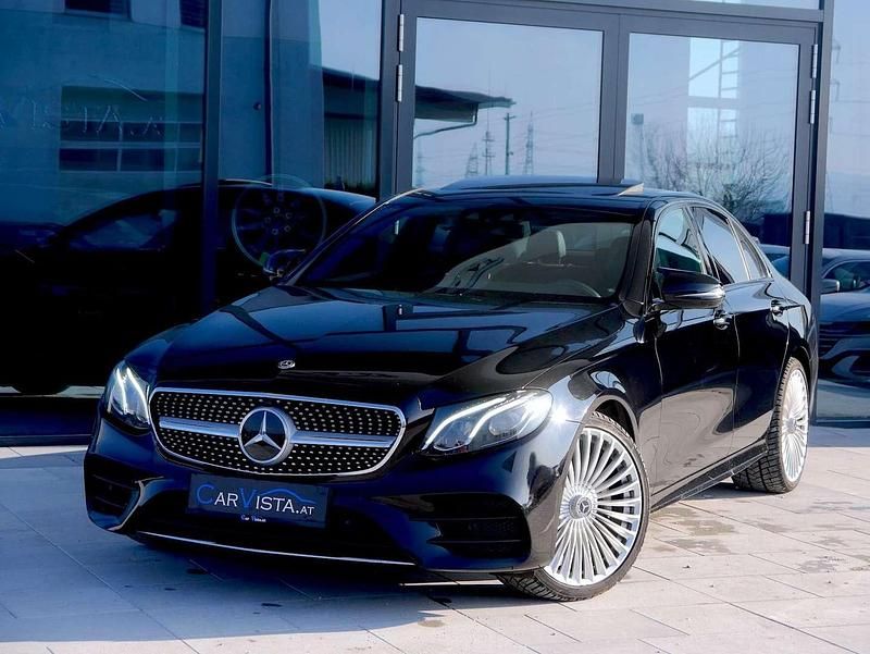 Gebraucht Mercedes E400 AMG line 340 PS (250 kW) 2018 Schwarz Limousine