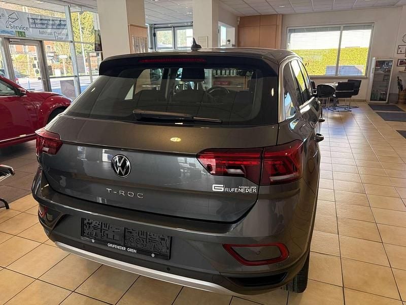 Neu VW T-Roc 116 PS (85 kW) 2025 Grau SUV
