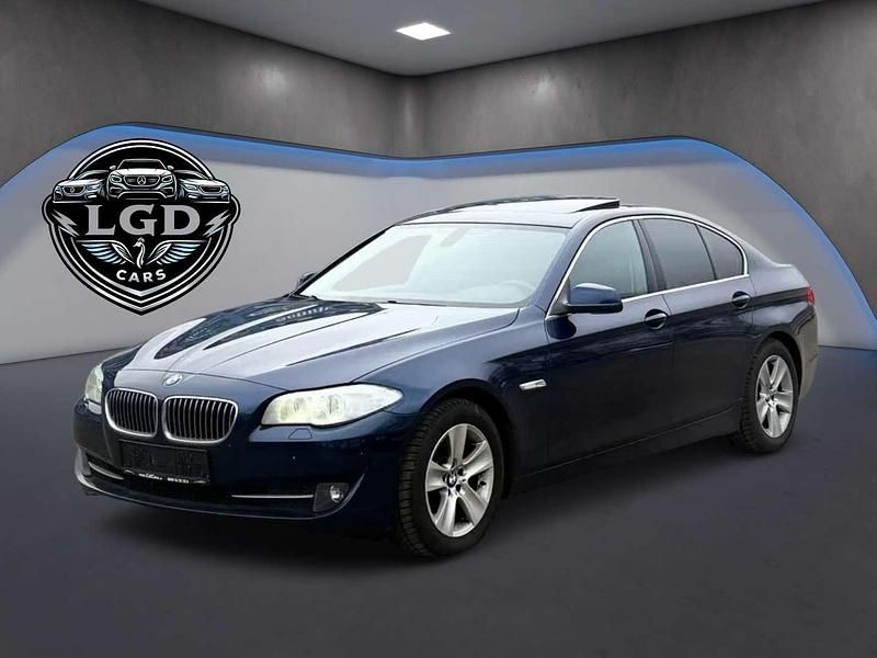 Gebraucht BMW 520 184 PS (135 kW) 2010 Blau Limousine