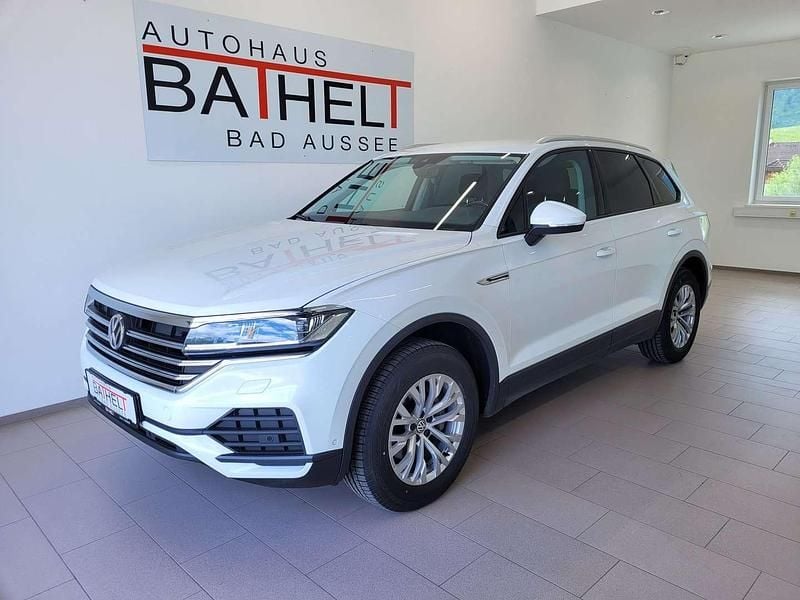 Gebraucht VW Touareg 231 PS (169 kW) 2020 Weiss  normal SUV