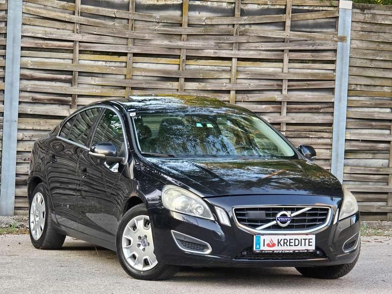 Gebraucht Volvo S60 Summum 205 PS (150 kW) 2011 Schwarz Limousine