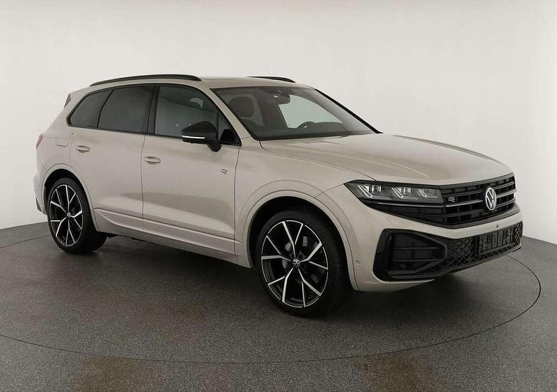 Neu VW Touareg R-line 286 PS (210 kW) 2025 Beige SUV