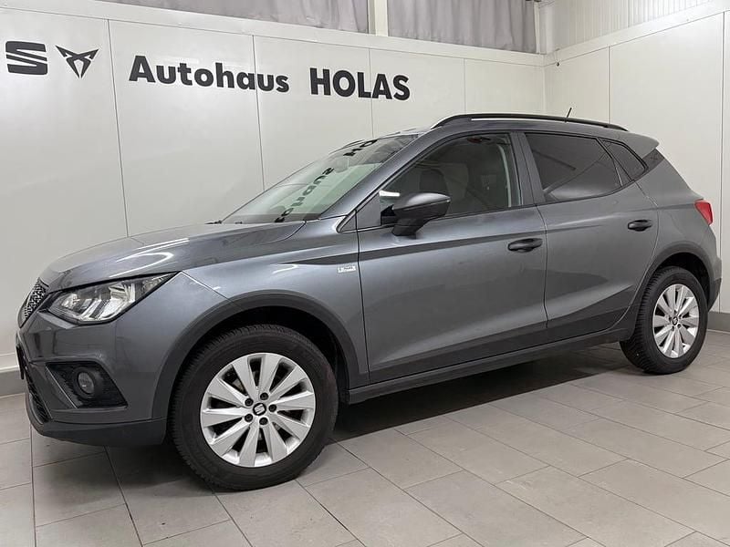 Gebraucht Seat Arona Reference 95 PS (69 kW) 2017 Mittelgrau  normal SUV