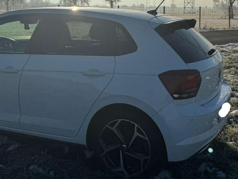 Gebraucht VW Polo R-line 95 PS (69 kW) 2022 Weiß Limousine
