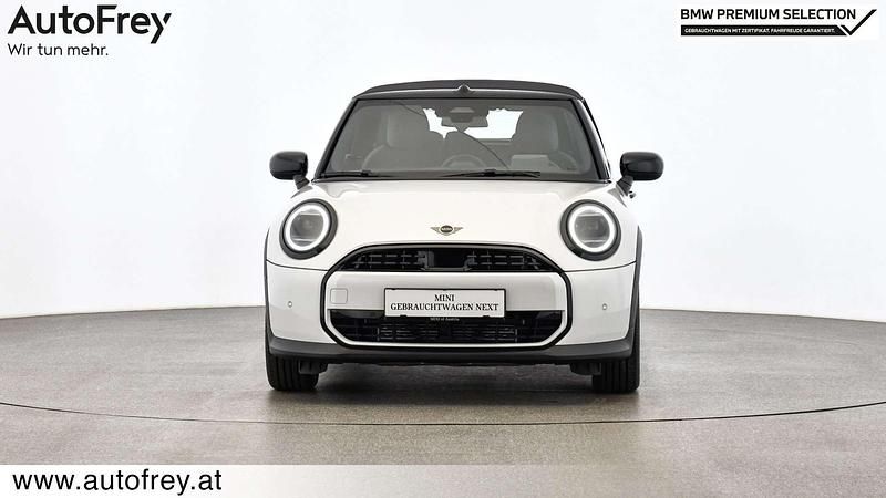 Gebraucht Mini Cooper Cabriolet 163 PS (119 kW) 2025 Weiß Cabrio
