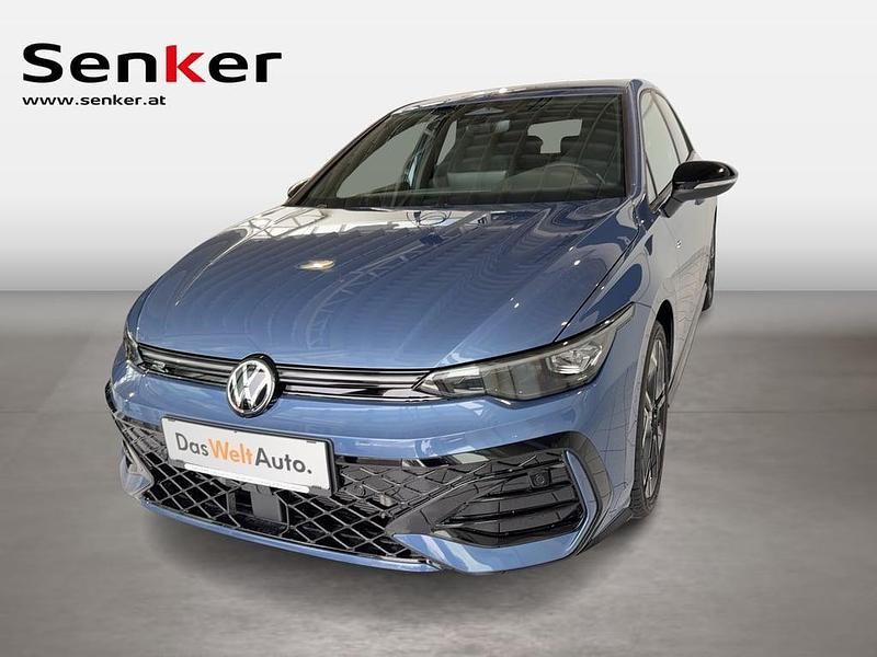 Mittelblau normal Gebraucht 2026 VW Golf VIII Sport Limousine | € 33.450 (Fairer Preis) - Bild 1/4