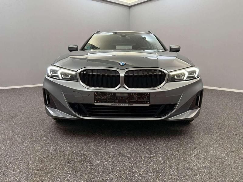 Gebraucht BMW 320 Shadowline 190 PS (139 kW) 2023 Grau Kombi