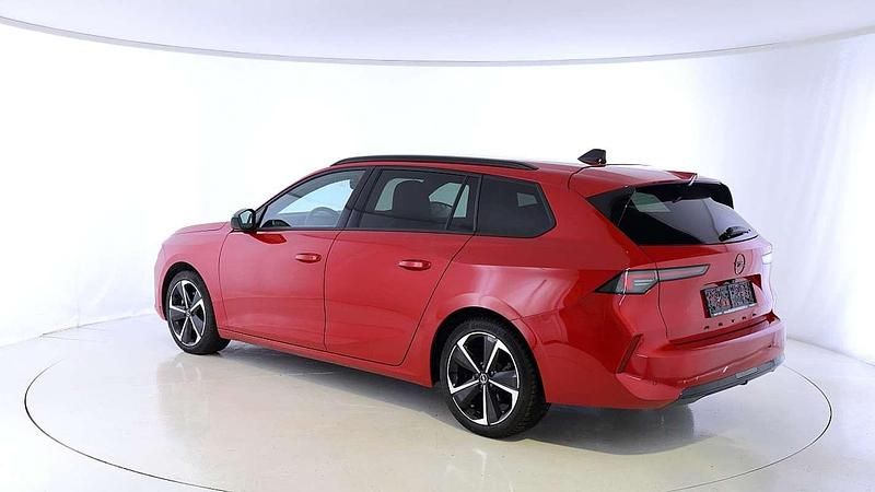 Gebraucht Opel Astra 131 PS (96 kW) 2024 Kardio rot Kombi